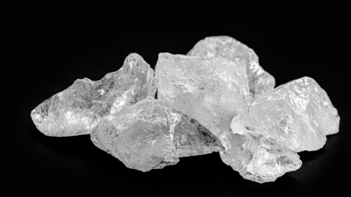 चेहरे पर मौजूद अनचाहे बालों को रिमूव करने के लिए ये नुस्खे आएंगे काम