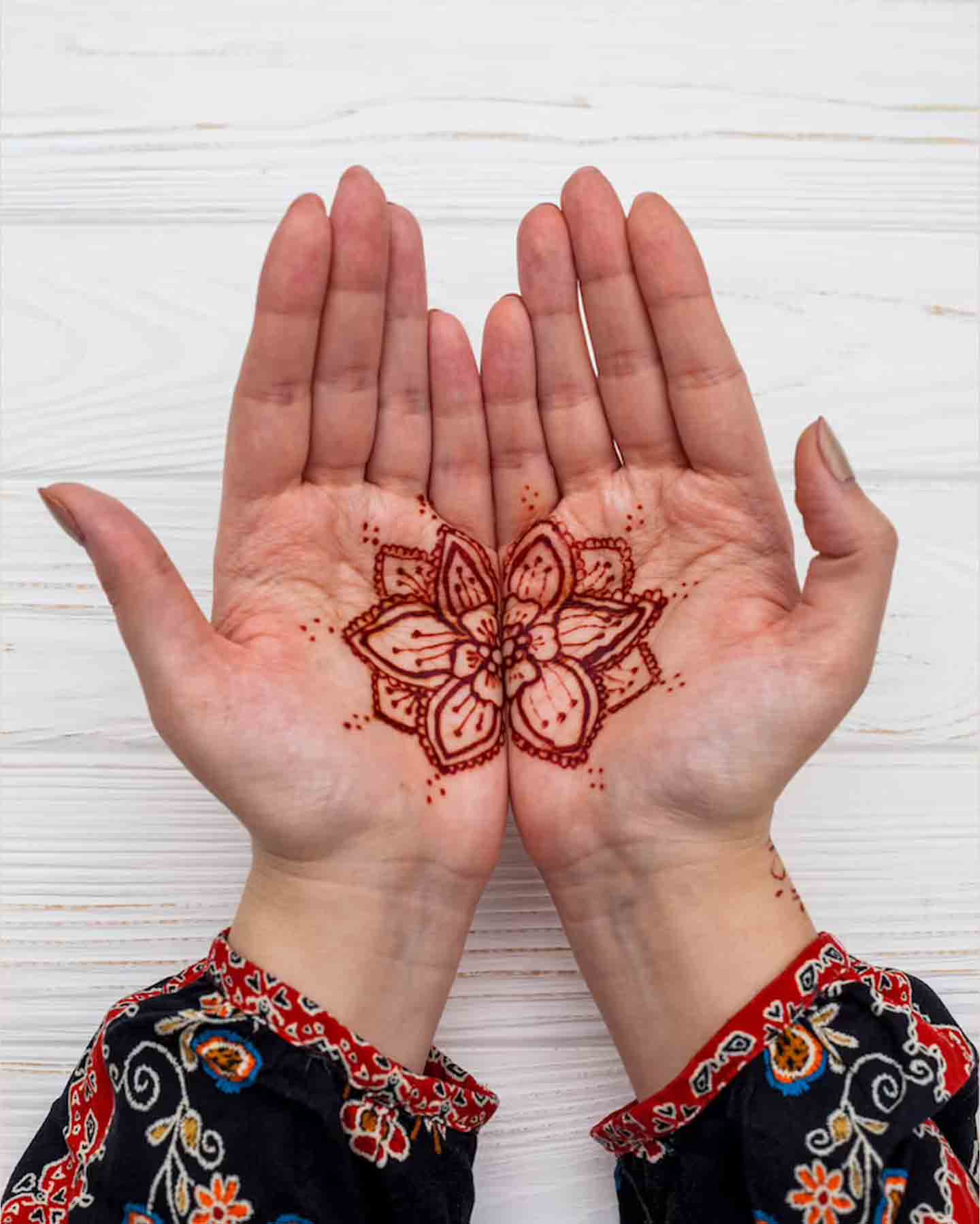 lotus mehndi