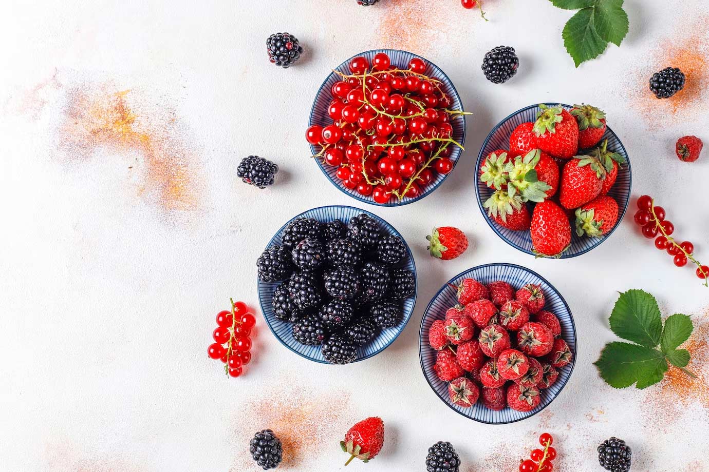 lower cholesterol with berries