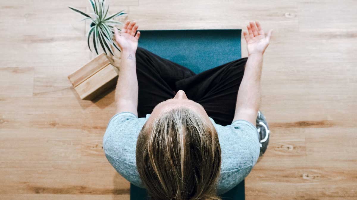 Only A Few Minutes Of Meditation A Day Can Help You See These 5  Changes Within You