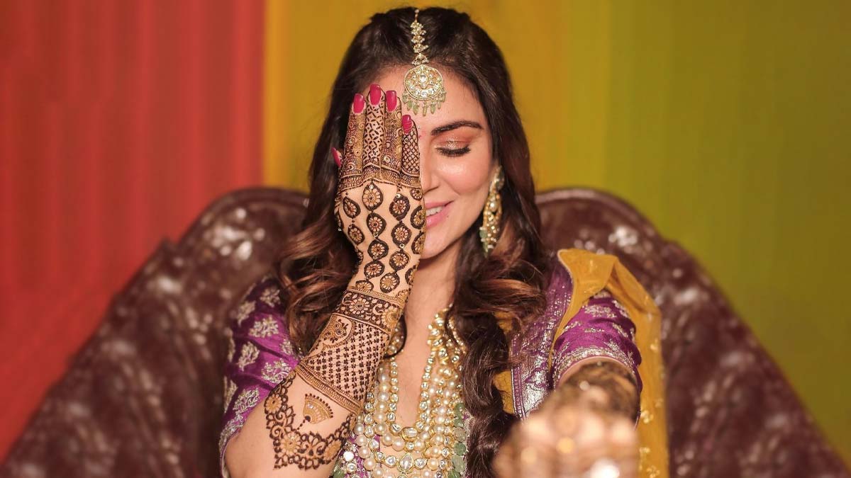 Significance of Mehendi In Hindu Marriages dharm dharm latest news  Significance of Mehendi In Hindu Marriages: तनाव से रखे कोसो दूर और पति का  प्यार मिले भरपूर, जानें शादी से पहले लगाईं