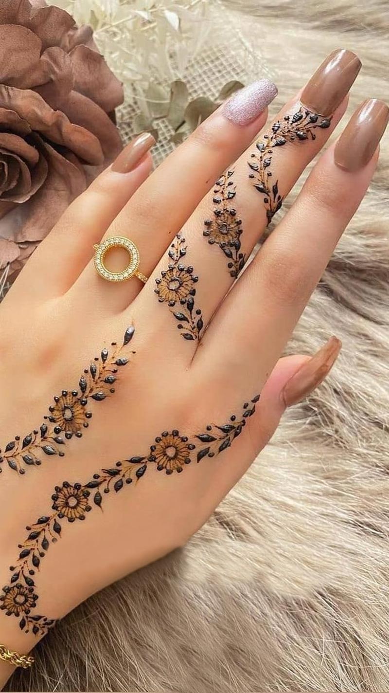 ring design mehndi