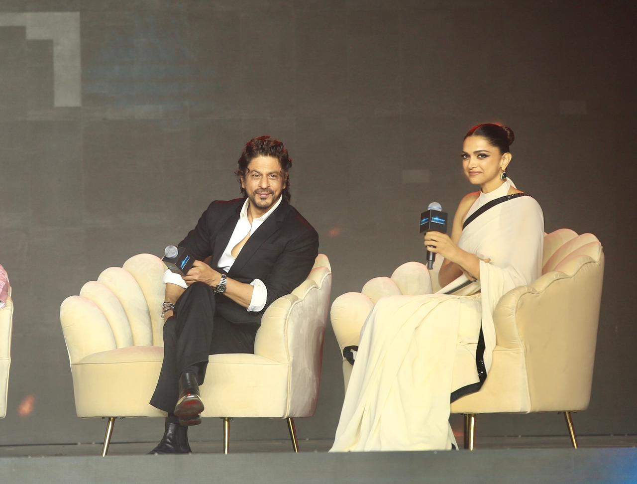 shah rukh khan deepika padukone interview