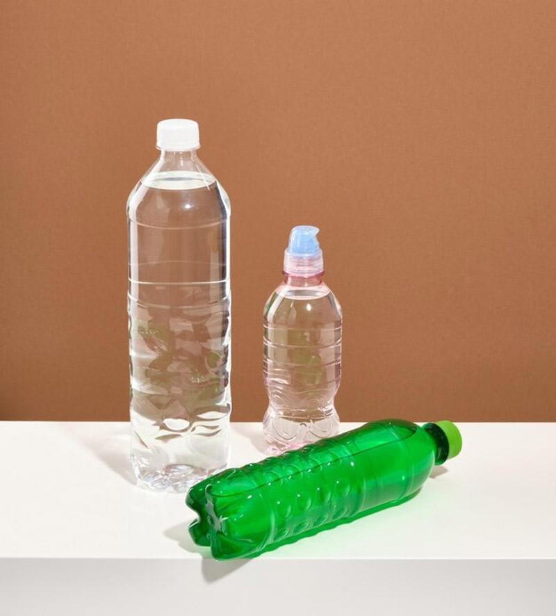 5 ways to clean drinking water bottles at home - Times of India