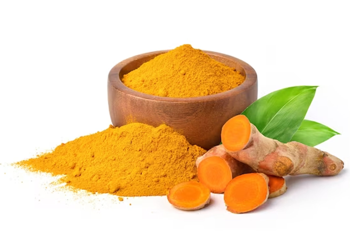 त्वचा पर हल्दी के इस्तेमाल से कई परेशानियां होंगी दूर turmeric