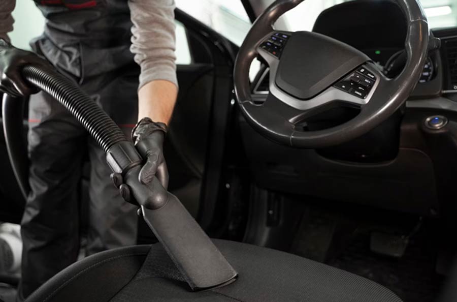 vacuum cleaning car