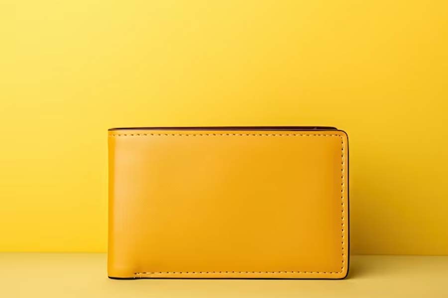 yellow wallet increases wealth