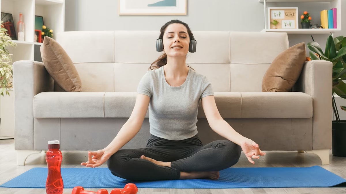 Diwali 2023: 6 Breathing Exercises To Build Stamina Of Your Lungs To Withstand Pollution 