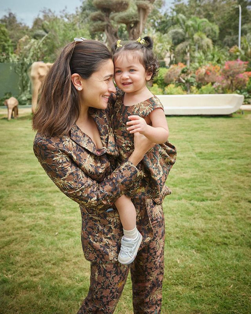 Alia Bhatt Twinning With Her Daughter