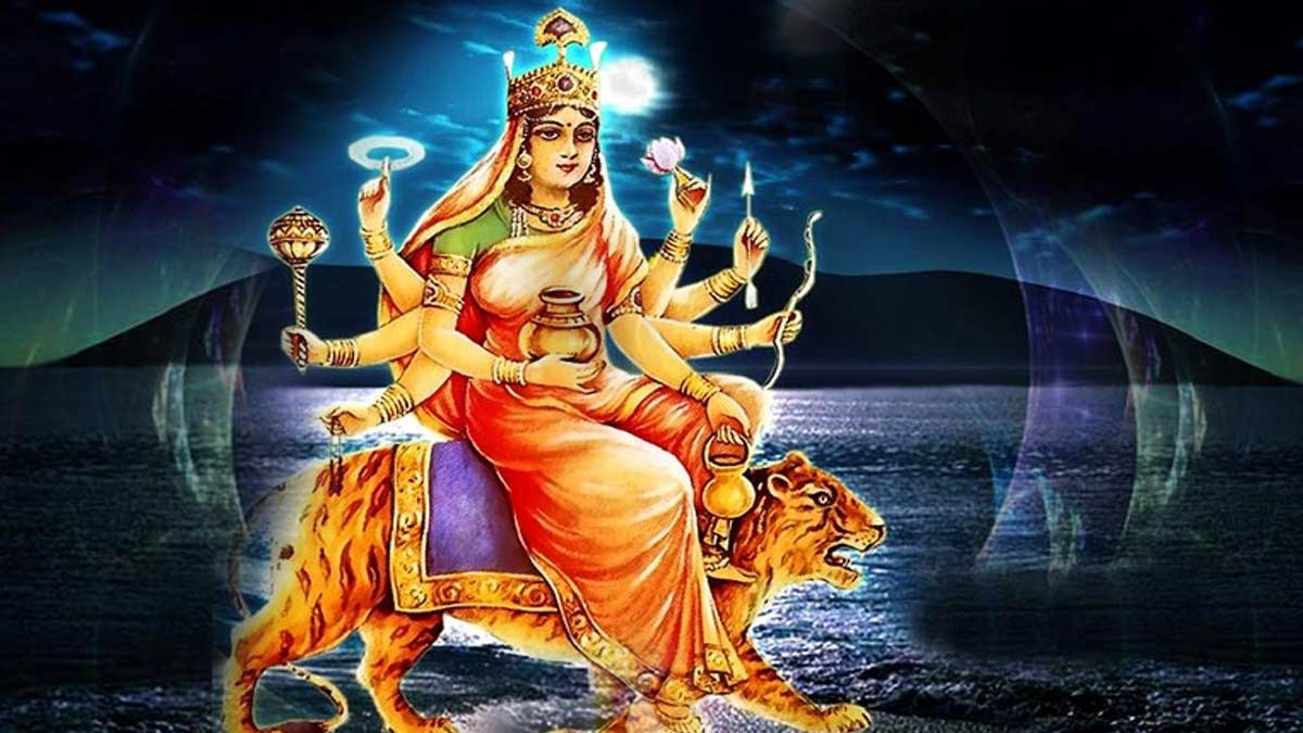 Maa Kushmanda Vrat Katha and Mantra: चैत्र नवरात्रि के चौथे दिन पढ़ें मां कूष्मांडा की व्रत कथा और करें इन मंत्रों का उच्चारण | chaitra navratri 2024 maa kushmanda vrat katha and