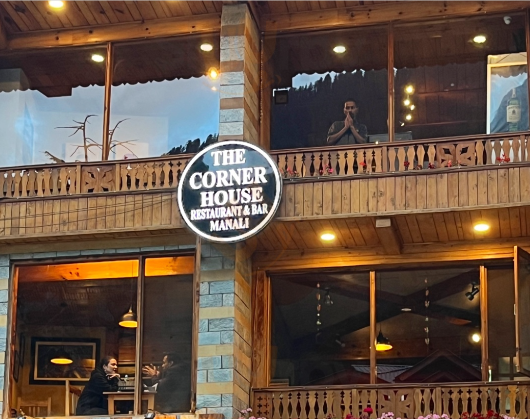 Corner house manali