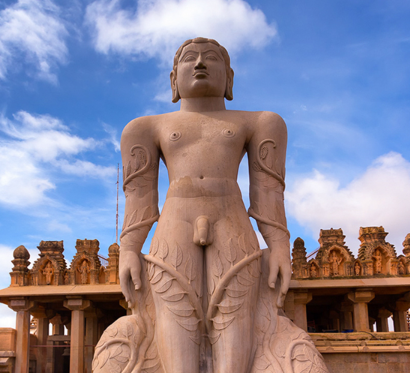 Gomteshwar statue