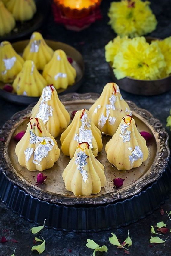 Kaju Modak