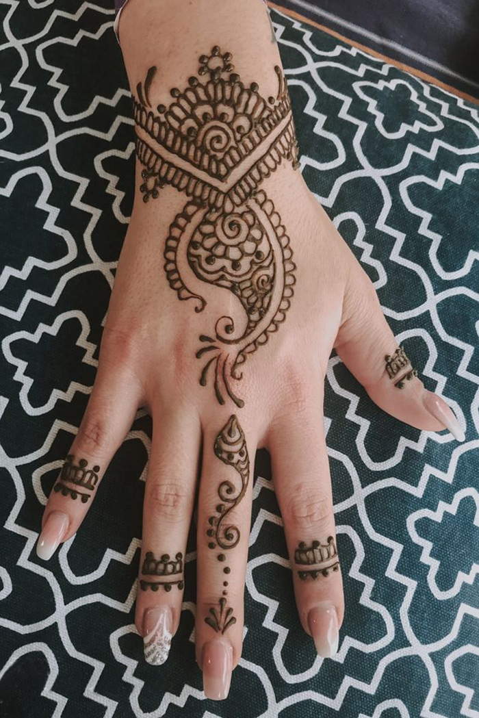 Paisleys Mehndi Design