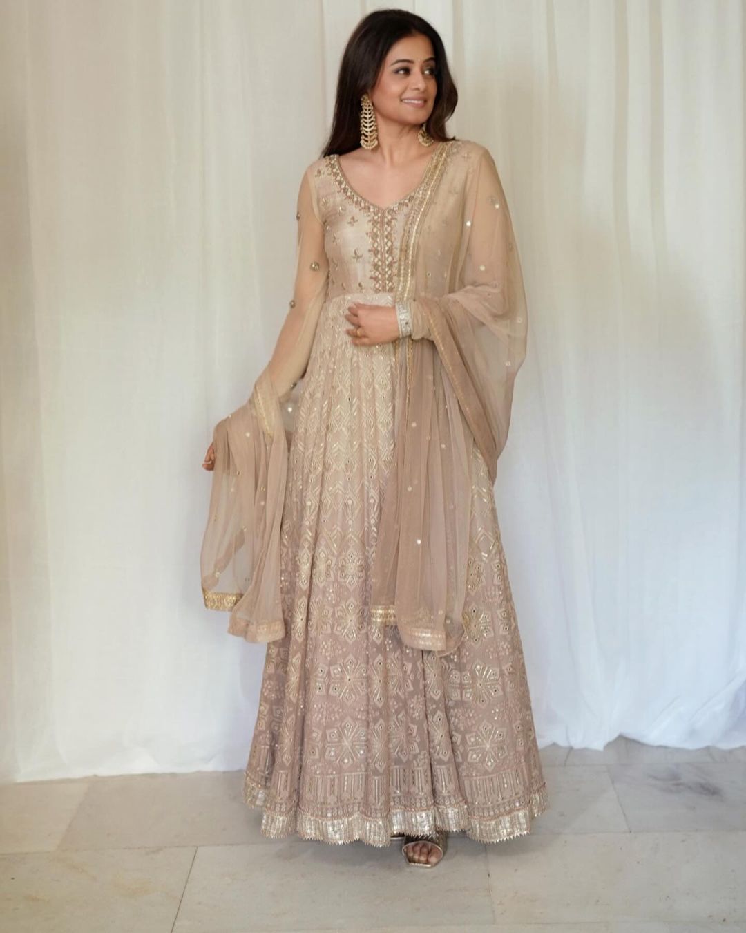 Priyamani raj chikankari suit