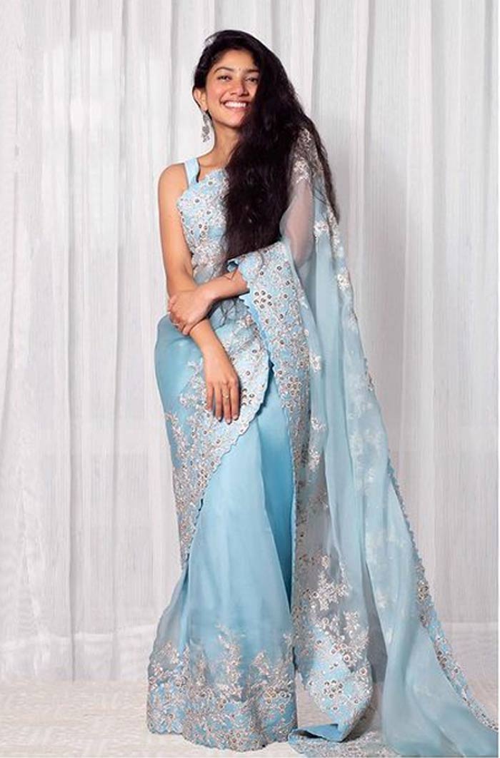 Sleeveless Blouse Design