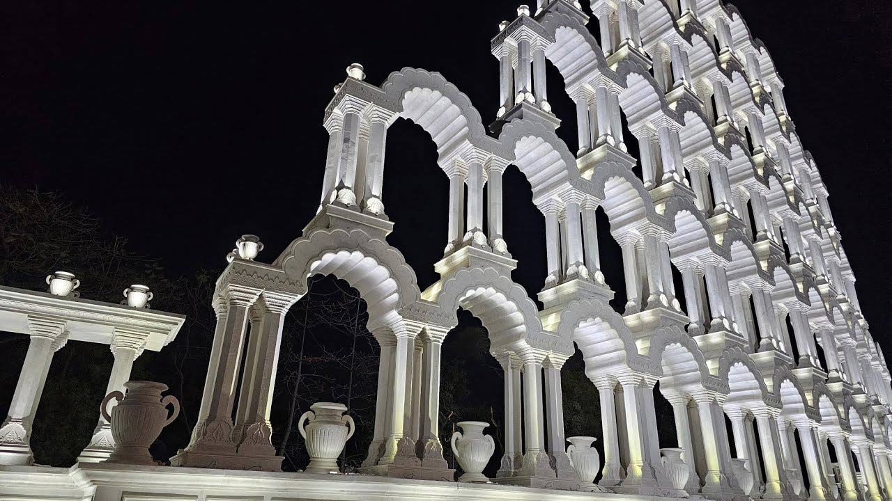 Where is toran gate in jaipur