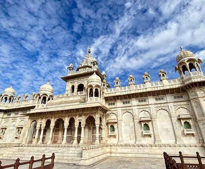 Why Jaswant Thada is so famous for travel