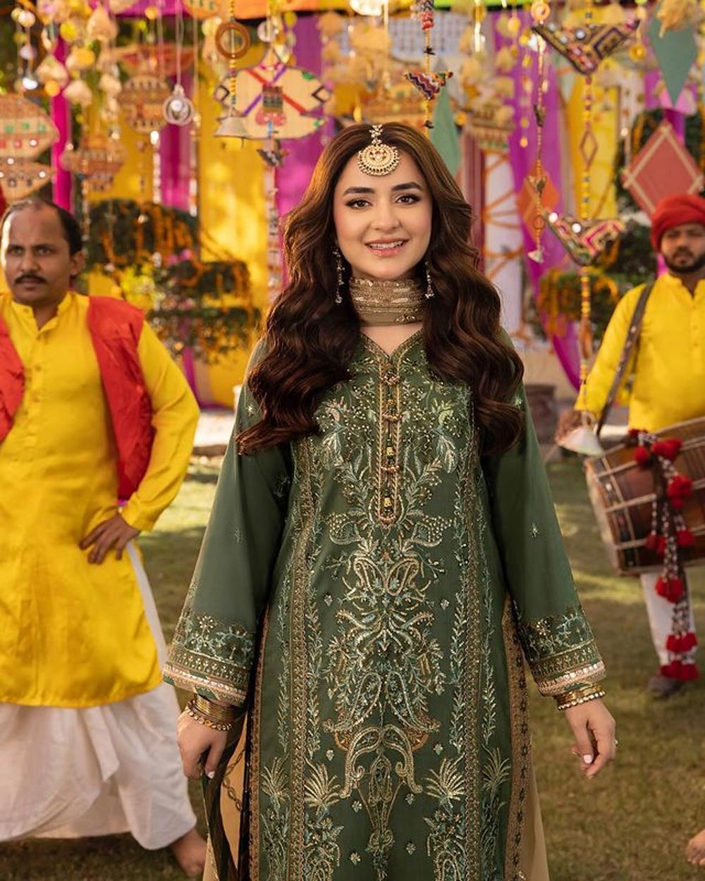 Yumna Zaidi Heavy Salwar Kameez Look