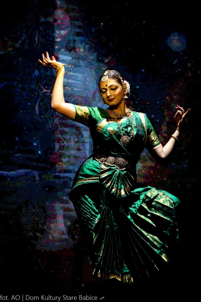 apeksha success story