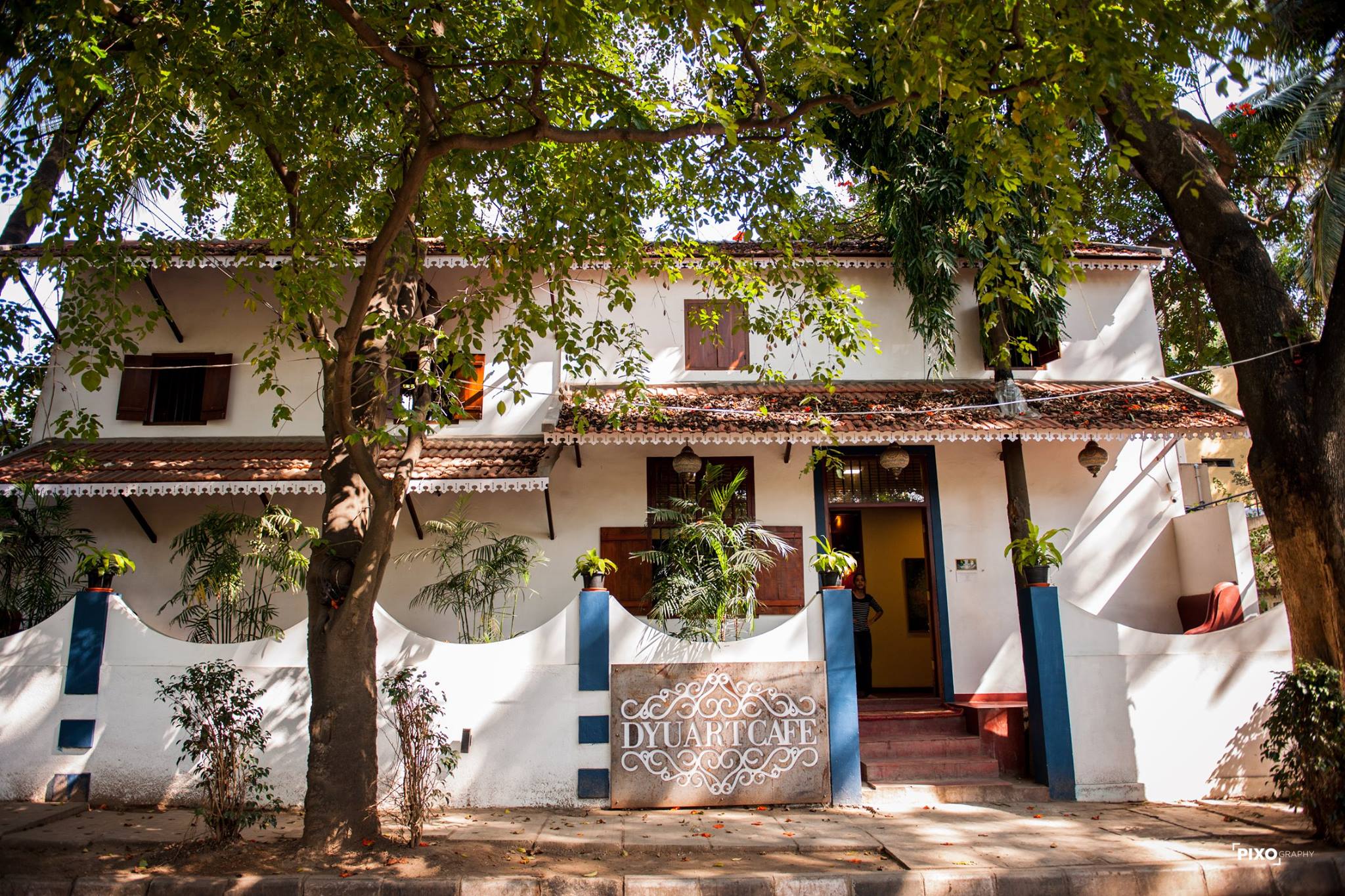 bangalore cafe romantic DYU Art Cafe