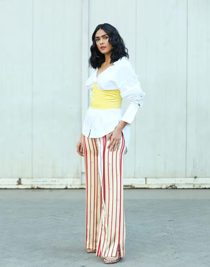 celebrity style white shirt