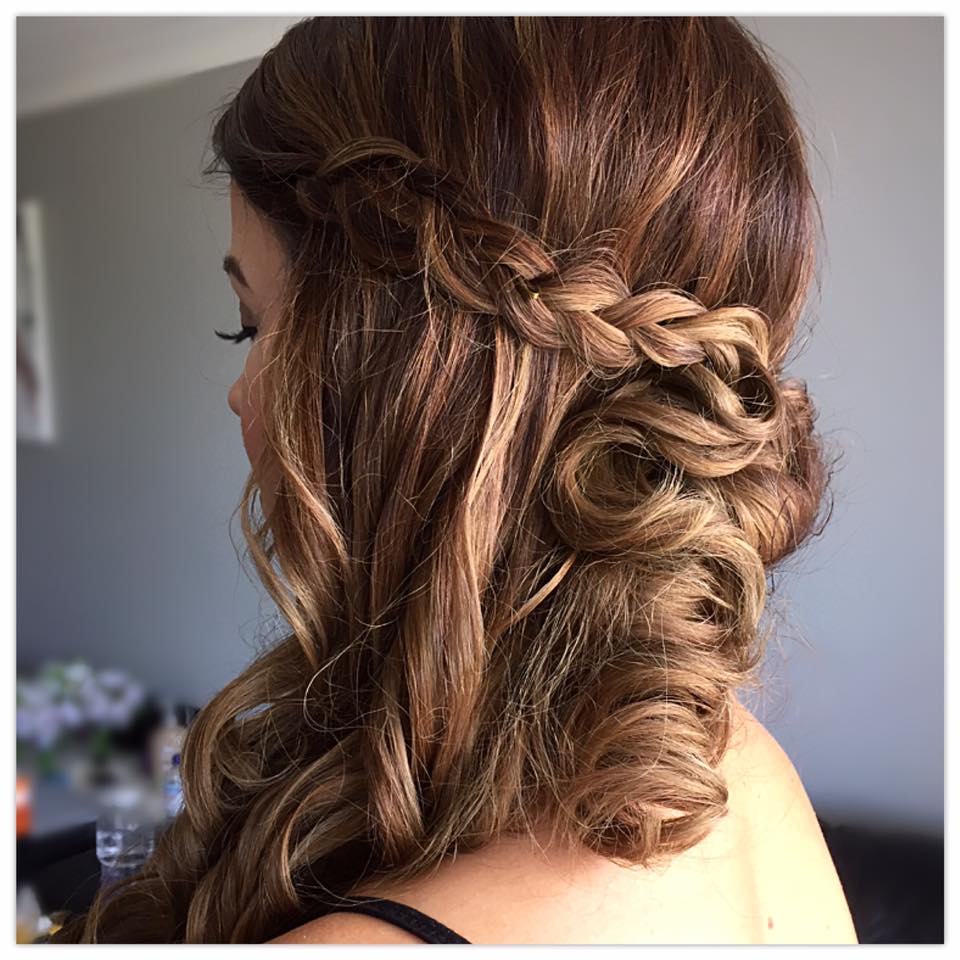 long hair hairstyles eid Side Swept Curls