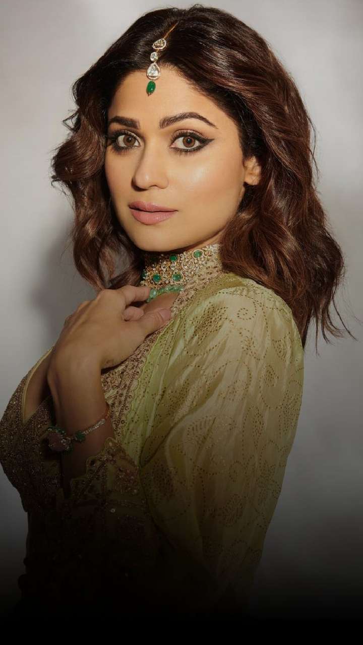 shamita shetty career and income source