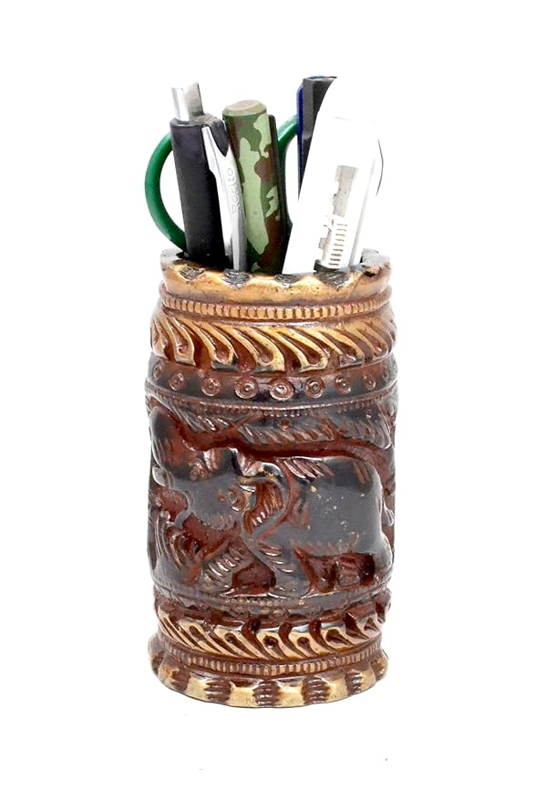 what materials are used to make a pen