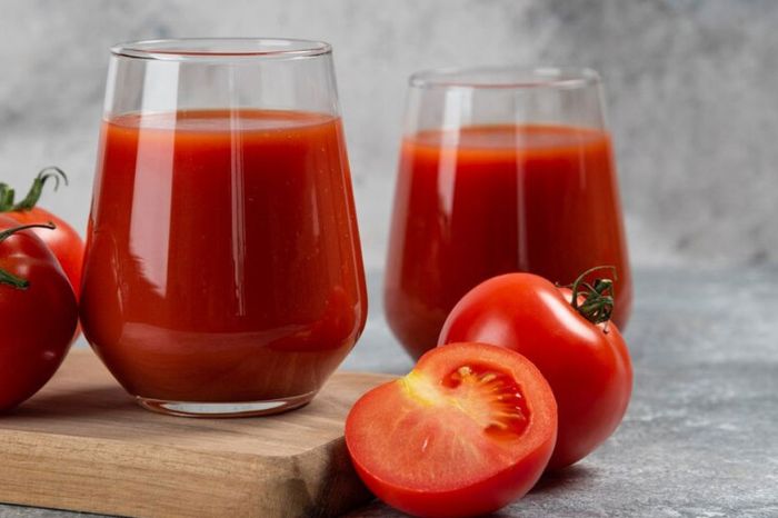  redcoloured juices that can help flush out extra fat and protect the organ 