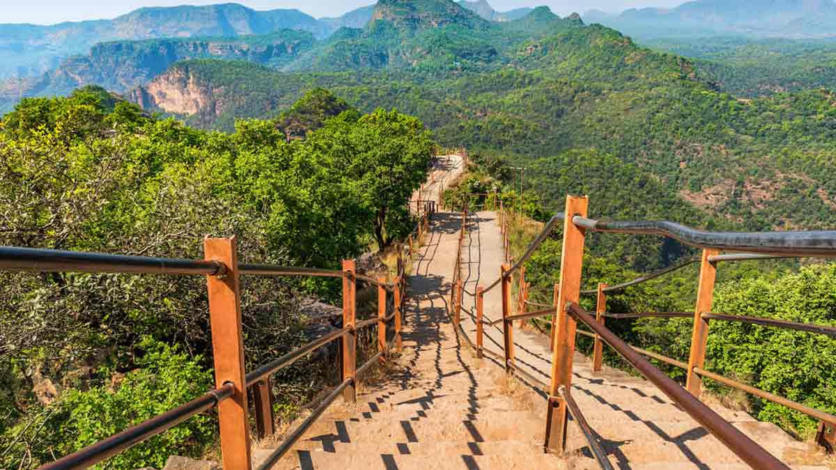 Best Places to Visit In Shivpuri Hill Station