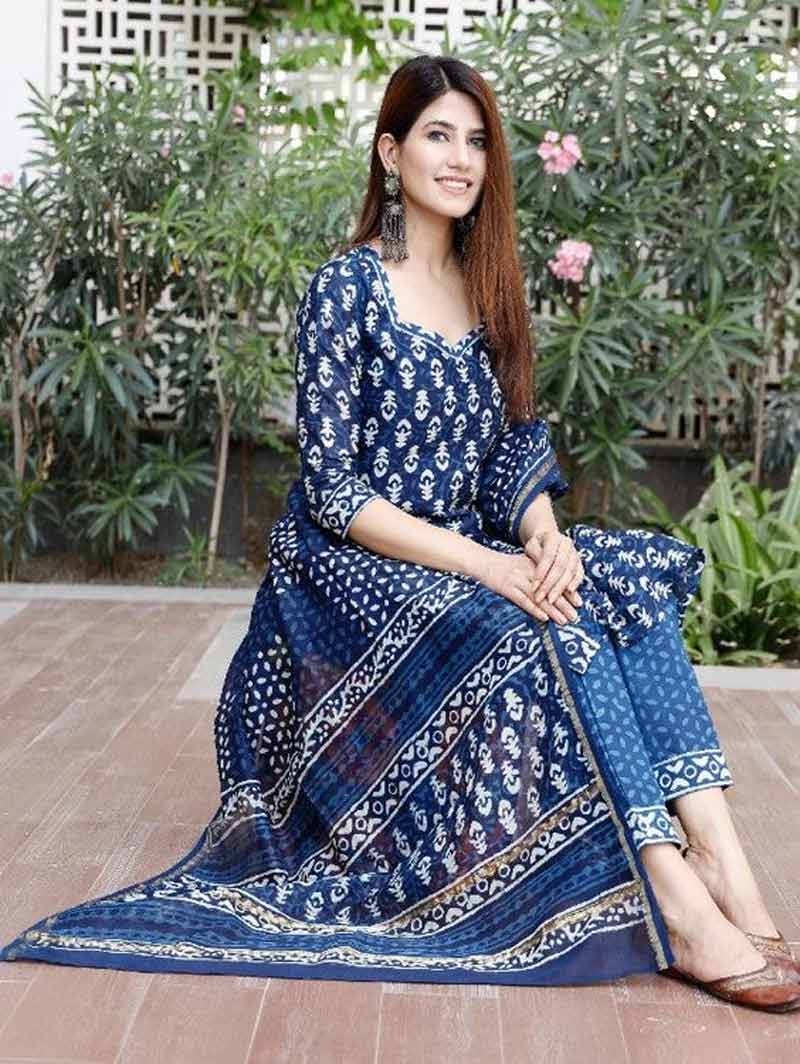 Cotton Handprint Suit Design