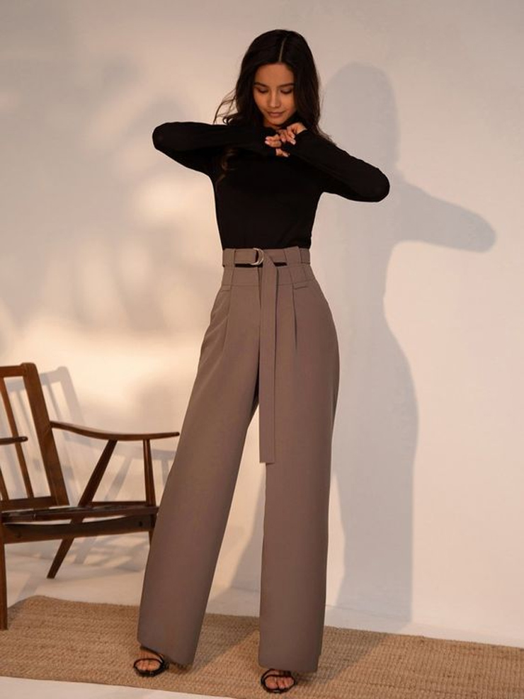 High waisted pants With A Belt