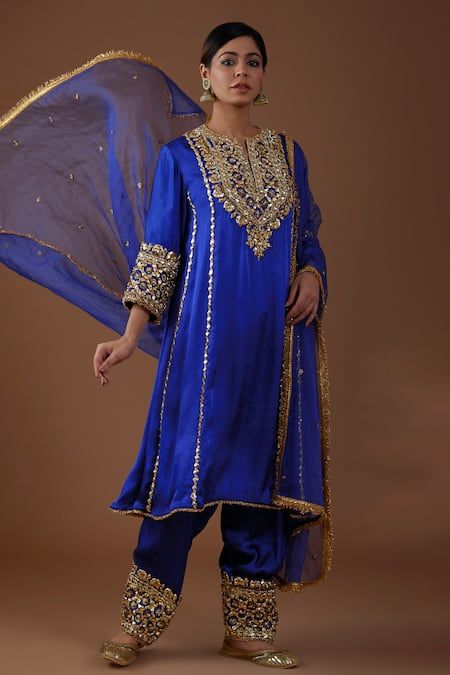 5 Blue Silk Suit Designs For Janmashtami | HerZindagi