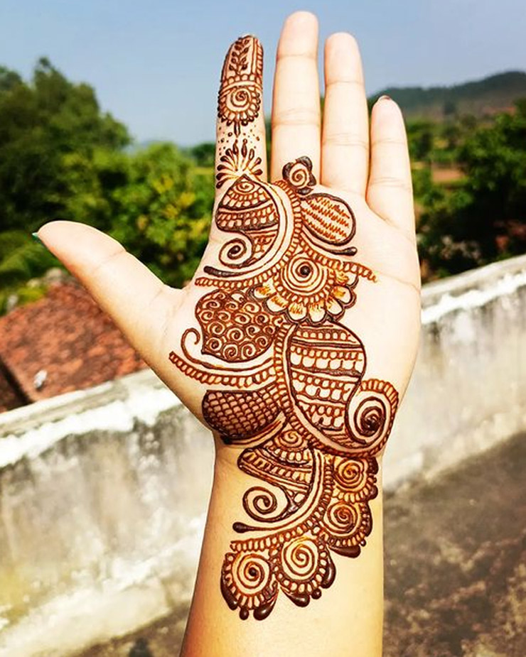 One Hand Bail Arabic Mehndi Design