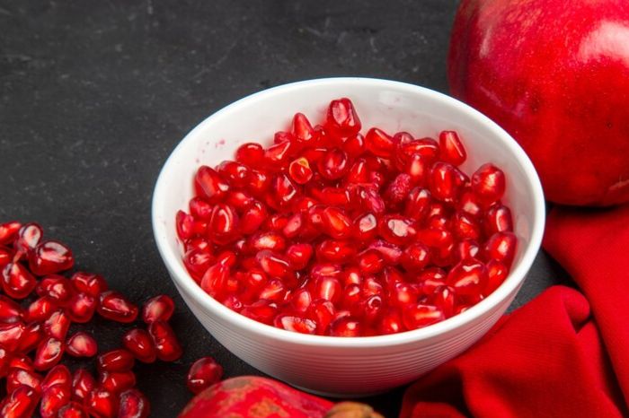 மாதுளை விதைகள் மூலம் உடலுக்கு கிடைக்கு நன்மைகள் | pomegranate seeds ...