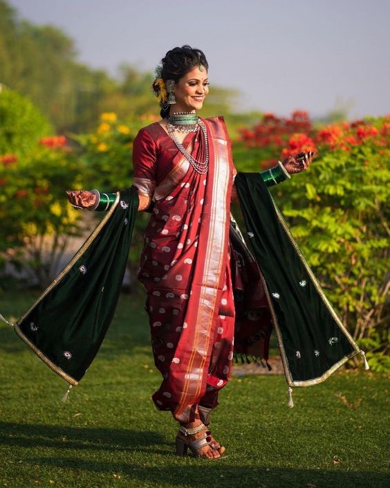 Red Nauvari Saree Design