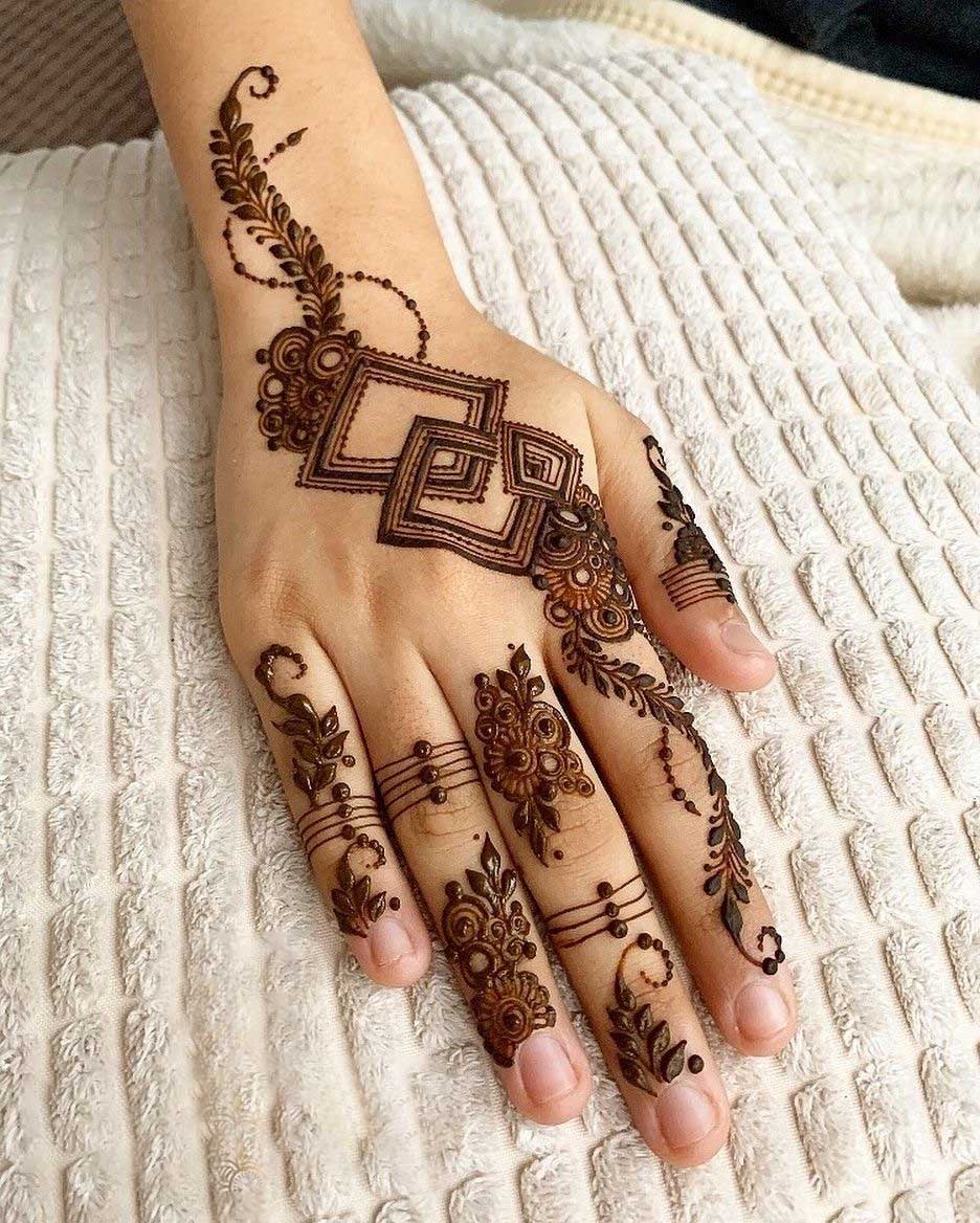 Square Mehndi Design
