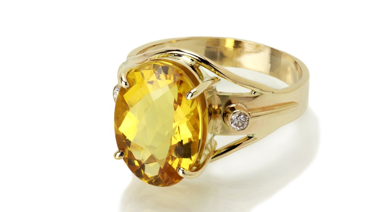 Yellow Topaz Gemstone For Scorpio Zodiac
