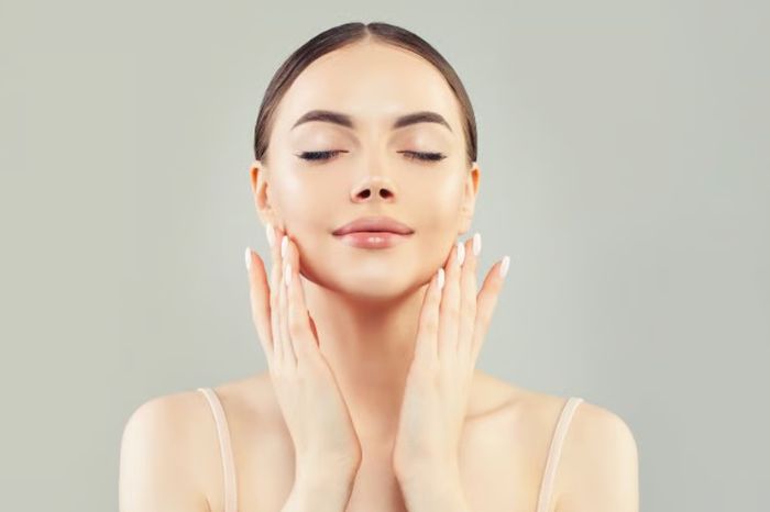 benefits of add  spoon of ghee to  glass of milk and start drinking 