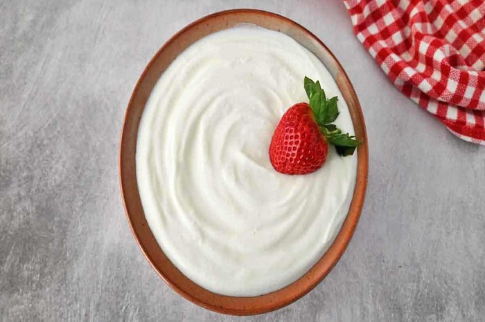 homemade greek yogurt FB ()