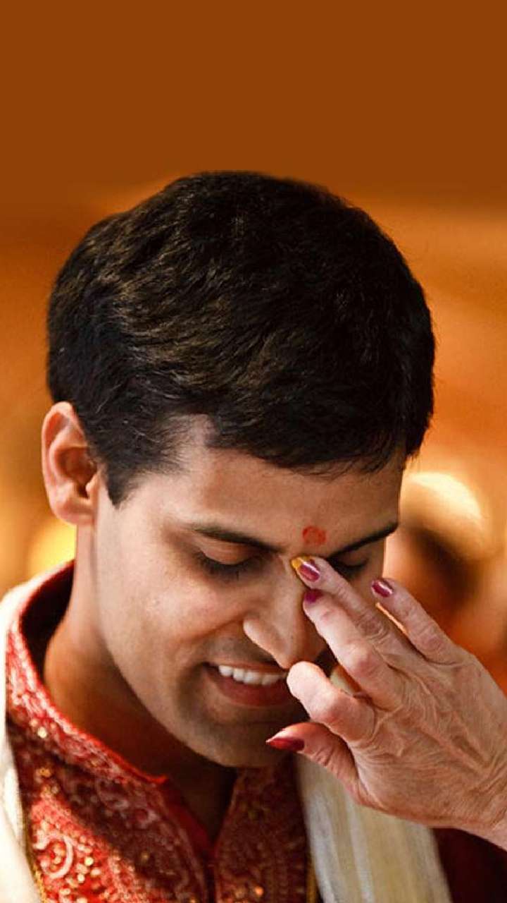 kumkum tilak for brother success 