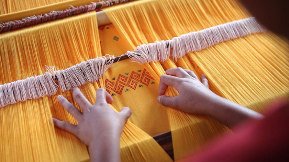 National Handloom Day 2024: Know The Date, History, Significance, And ...