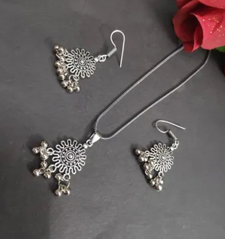 silver jewellery designs ()