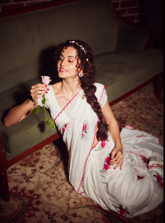 taapsee pannu's rose printed cotton mul saree