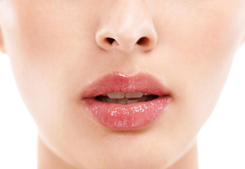 tips to maintain pink lips