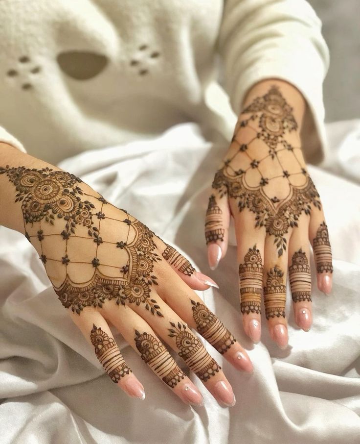 turkish mehndi design back hand