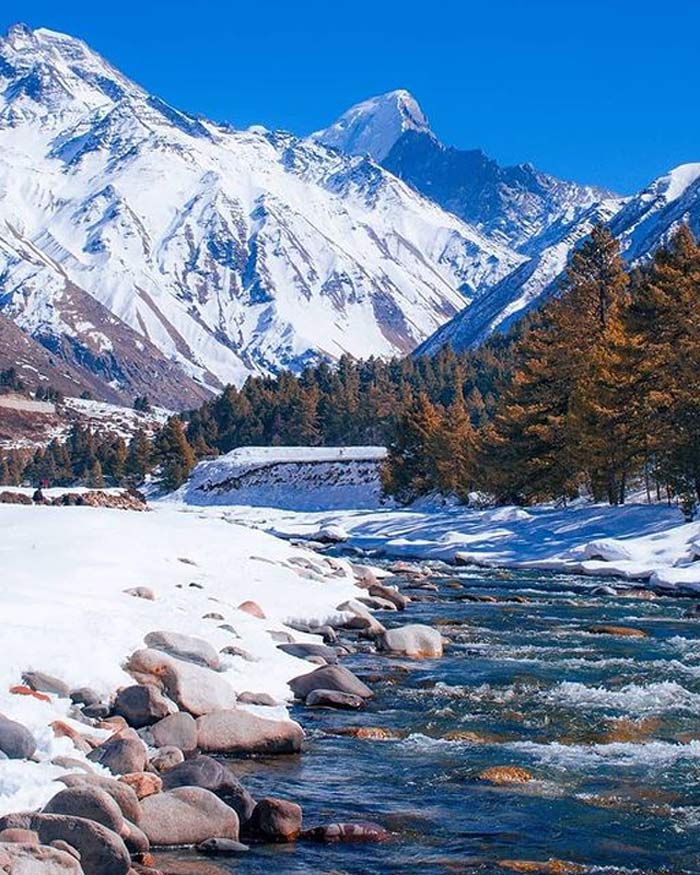Baspa River chitkul himachal pradesh