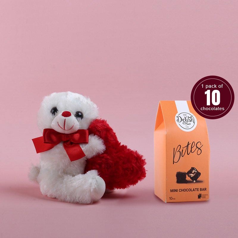 Sweet Heart Bear With Mini Chocolate Bar Combo