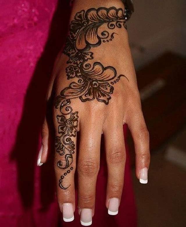Tattoo Mehndi Design